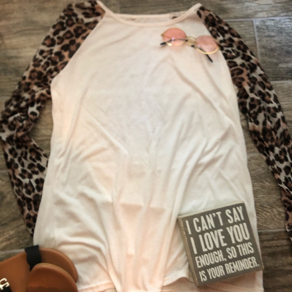 Leopard top